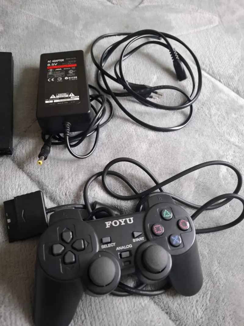 Consola PlayStation 2 Slim - 3