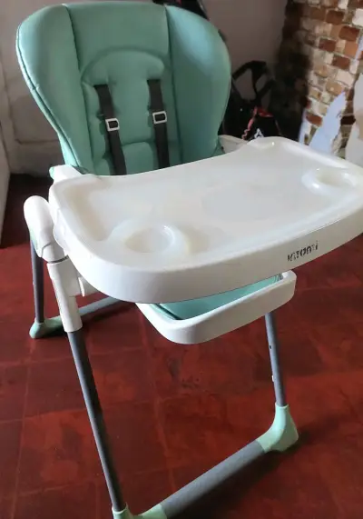 Silla de comer para bebé Infanti verde ajustable - miniatura 2