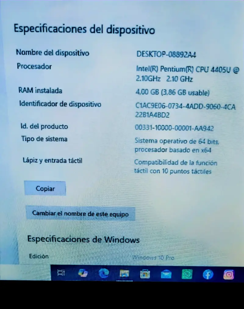 Laptop Lenovo convertible con diseño único - 2