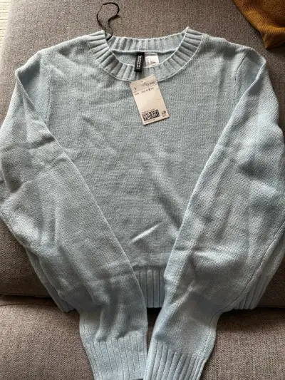Suéter de lana azul claro H&M para mujer - miniatura 1