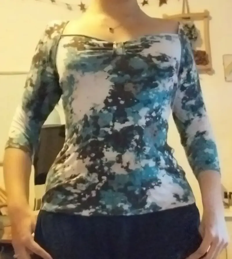 Blusa estampada de manga tres cuartos - 2