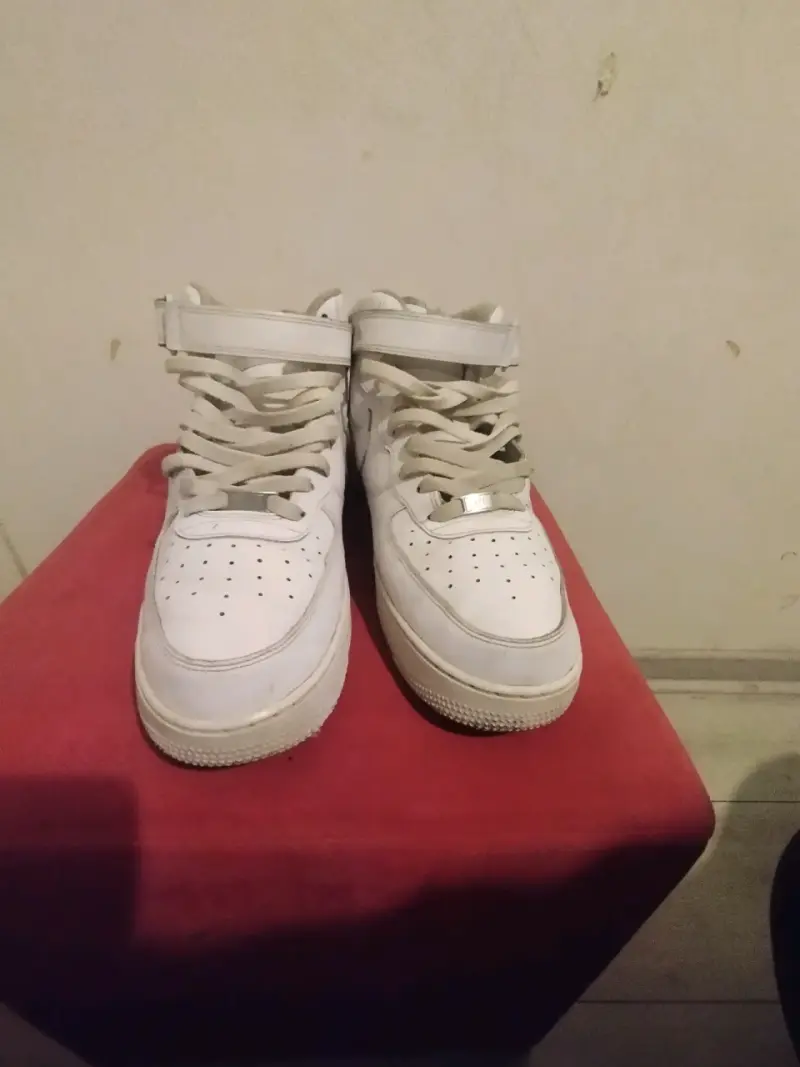 Zapatillas deportivas blancas Nike Air Force 1 - 2