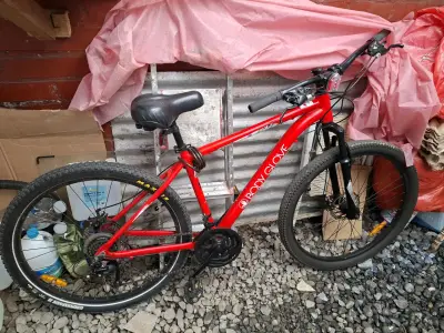 Bicicleta de montaña roja Body Glove - miniatura 3