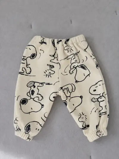 Conjunto de bebé Snoopy H&M - miniatura 3
