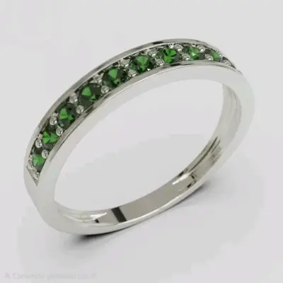 Anillo de plata con piedras verdes - miniatura 1