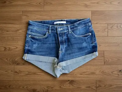 Shorts de mezclilla azul para mujer - miniatura 1