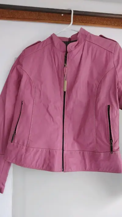 Chaqueta de cuero rosa para mujer - miniatura 2
