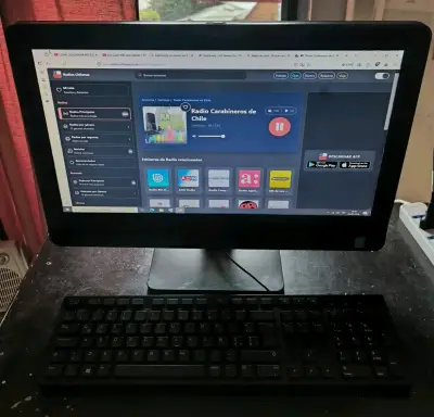 Computador All-in-One Dell OptiPlex 3030 - miniatura 1