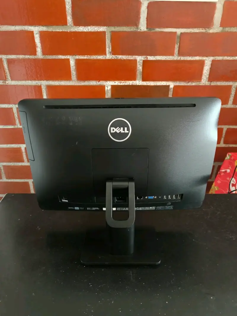 Computador All-in-One Dell OptiPlex 3030 - 2