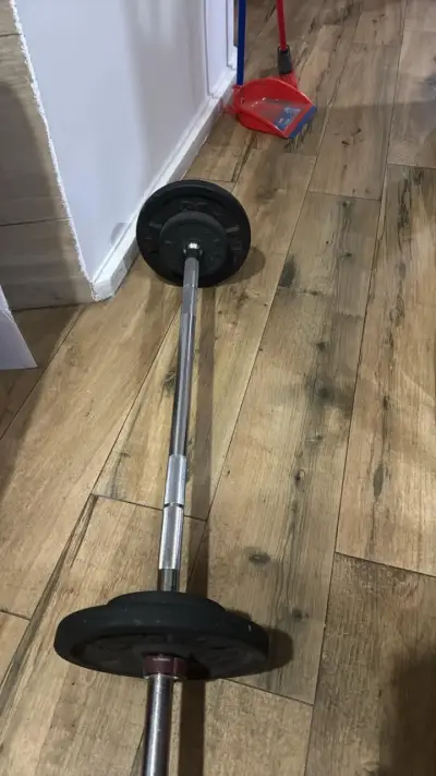 Set de pesas con kettlebells y barra - miniatura 4