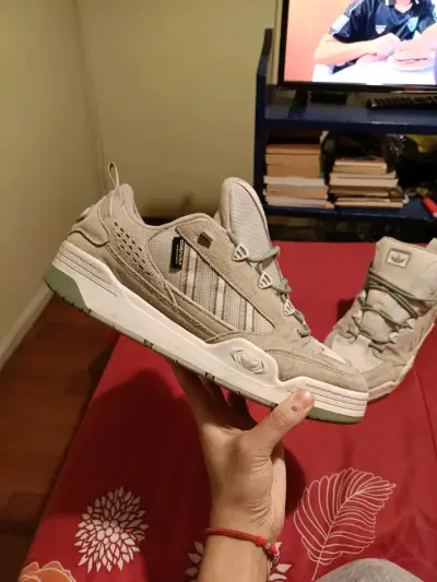 Zapatillas Adidas (42.5) - miniatura 1