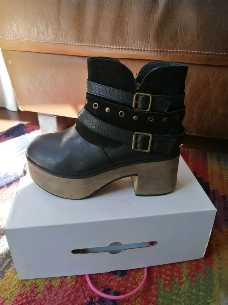 Botines de eco cuero negro - 1