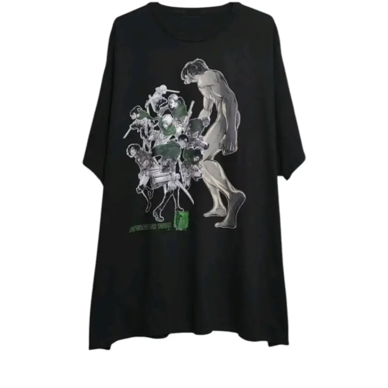 Polera negra Attack on Titan con diseño gráfico - 1