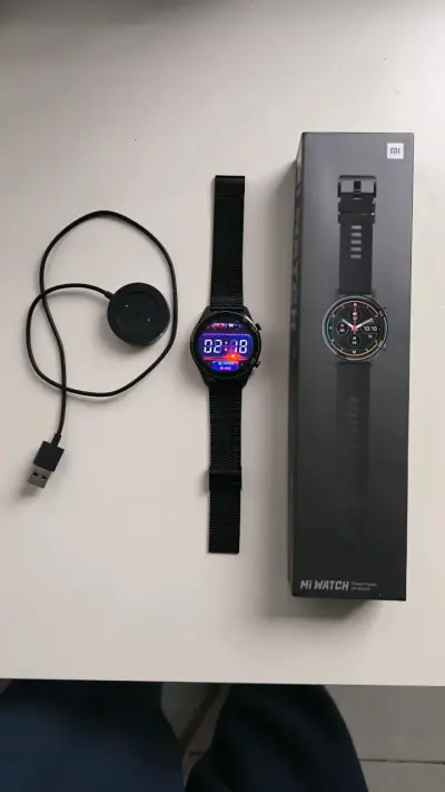 Reloj inteligente Xiaomi Mi Watch con cargador - miniatura 1