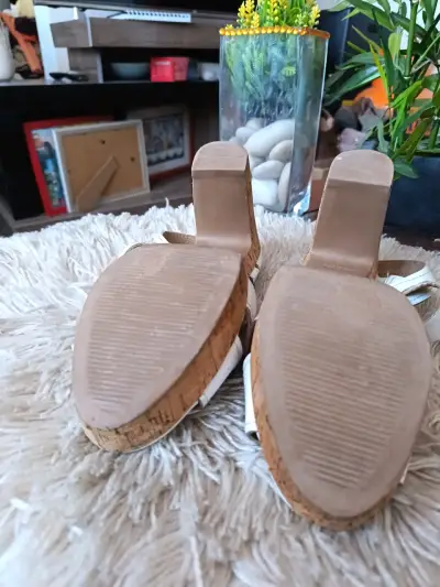 Sandalias Gacel de tacón alto blancas con corcho - miniatura 3