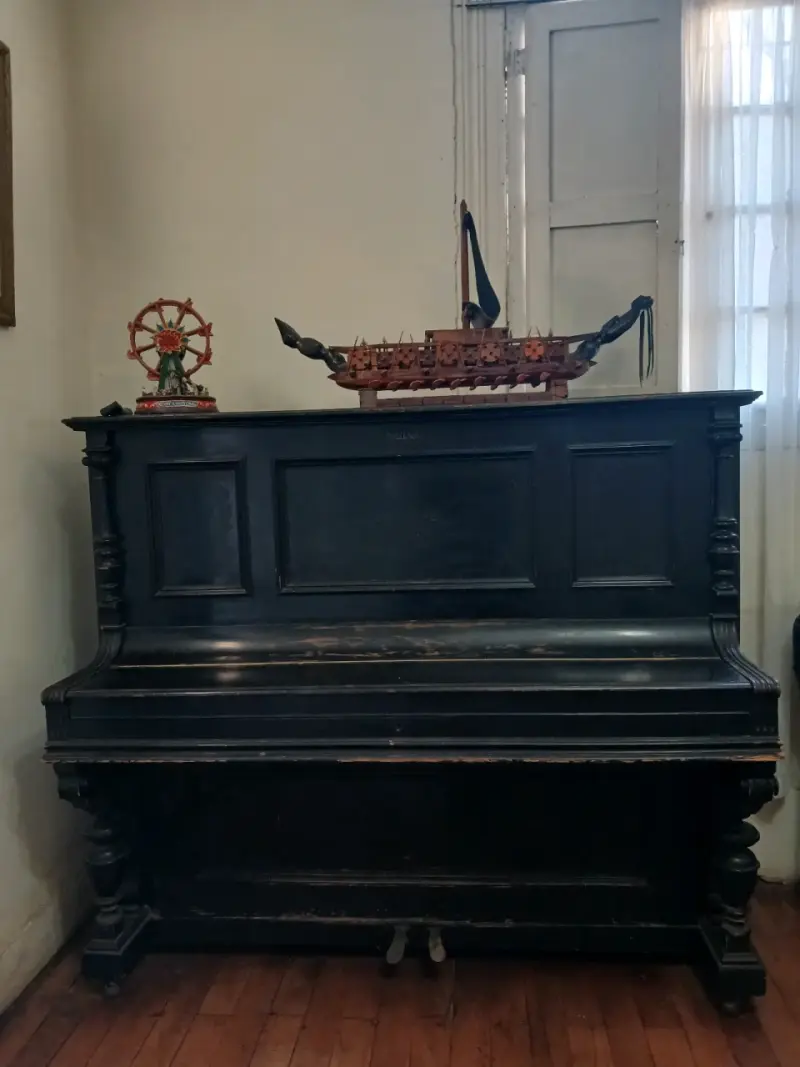 Piano vertical antiguo Linke & Co. Berlín - 3