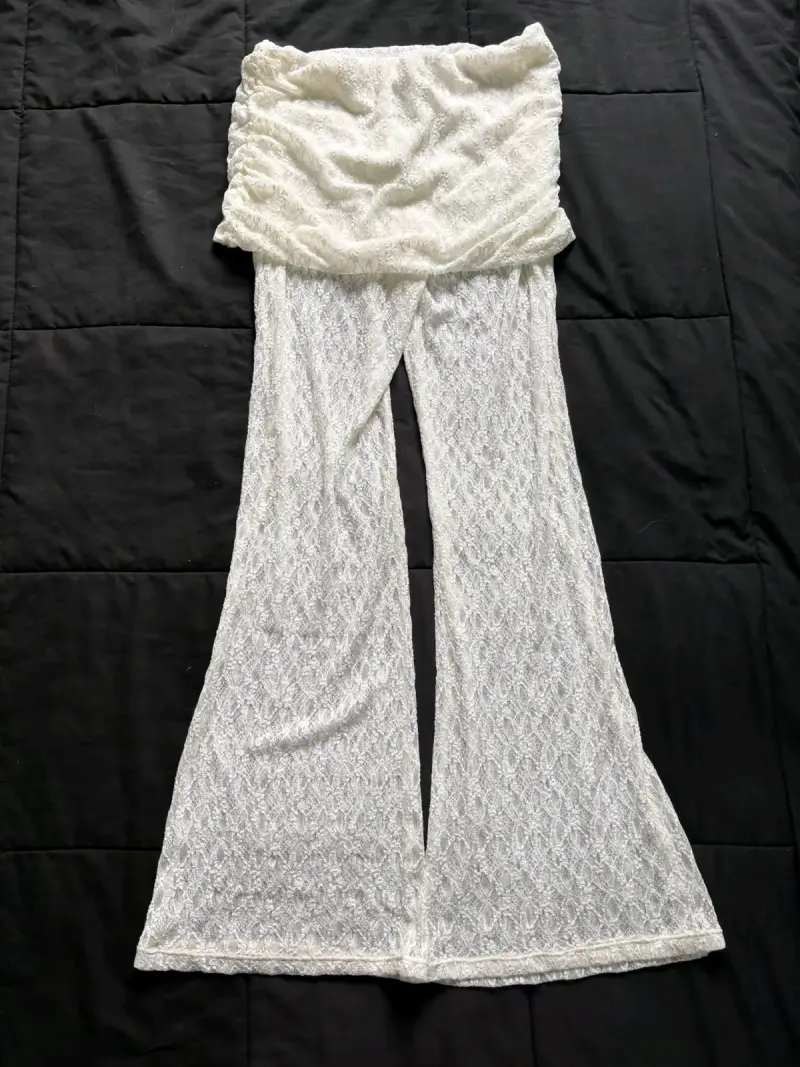 Mono de encaje blanco H&M elegante - 2