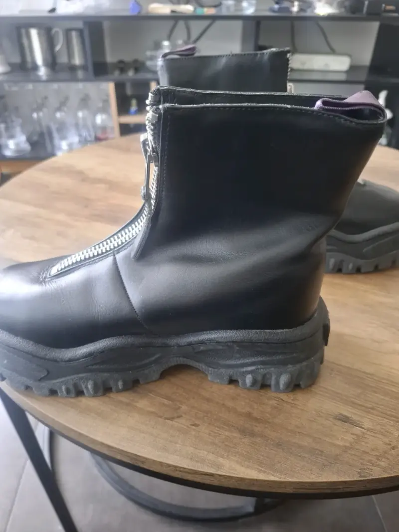 Botas de cuero negro con cierre - Eytys - 2