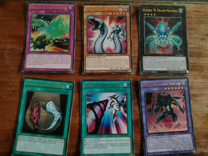 6 Cartas RARAS Yu-Gi-Oh! en español - 1