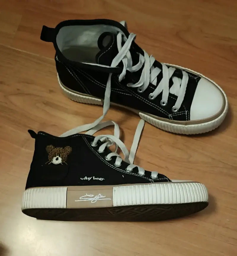 Zapatillas negras de lona con bordado de oso - 3
