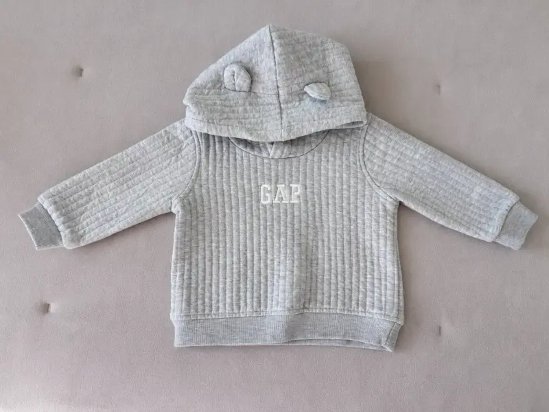 Conjunto de bebé GAP gris 6-9 meses - 1