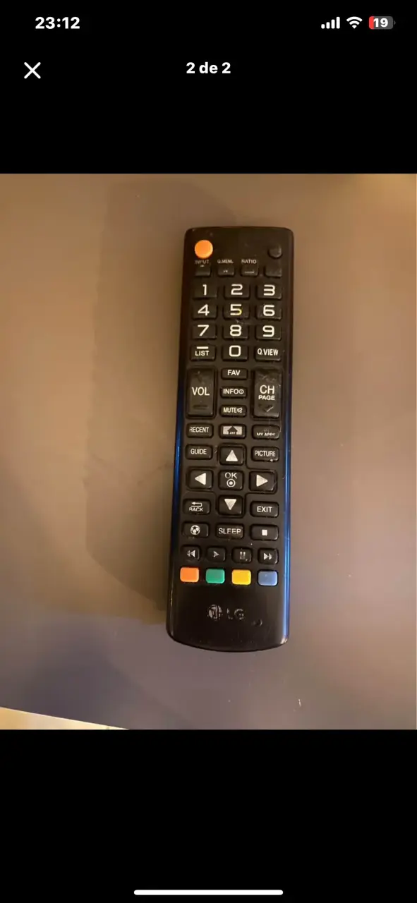 Televisor LG de 32 pulgadas con control remoto - 2