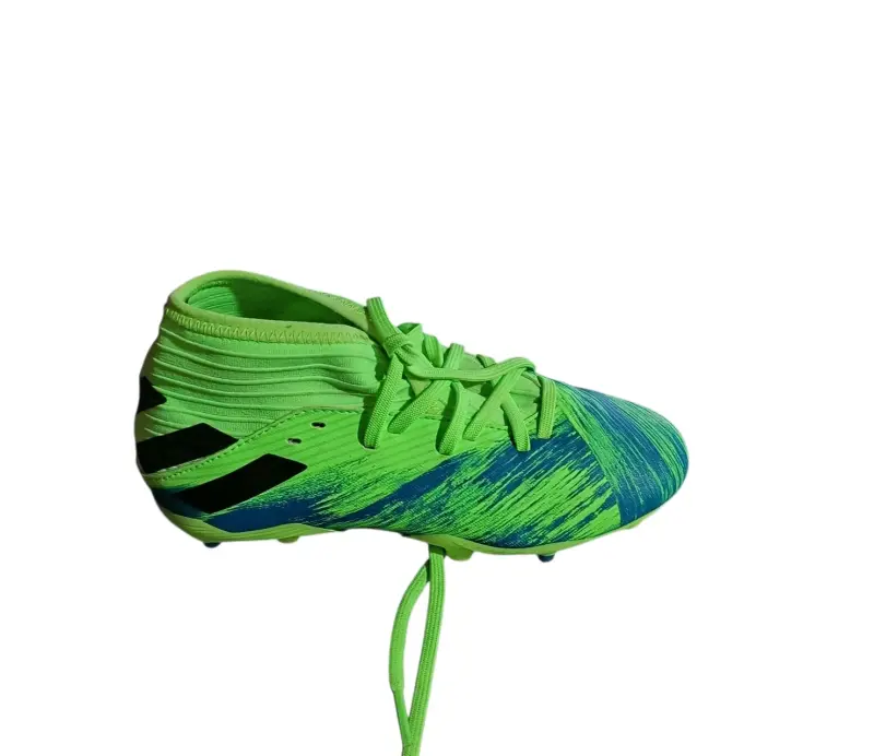 Zapatillas de fútbol verde y azul, niño talla 34. - 2