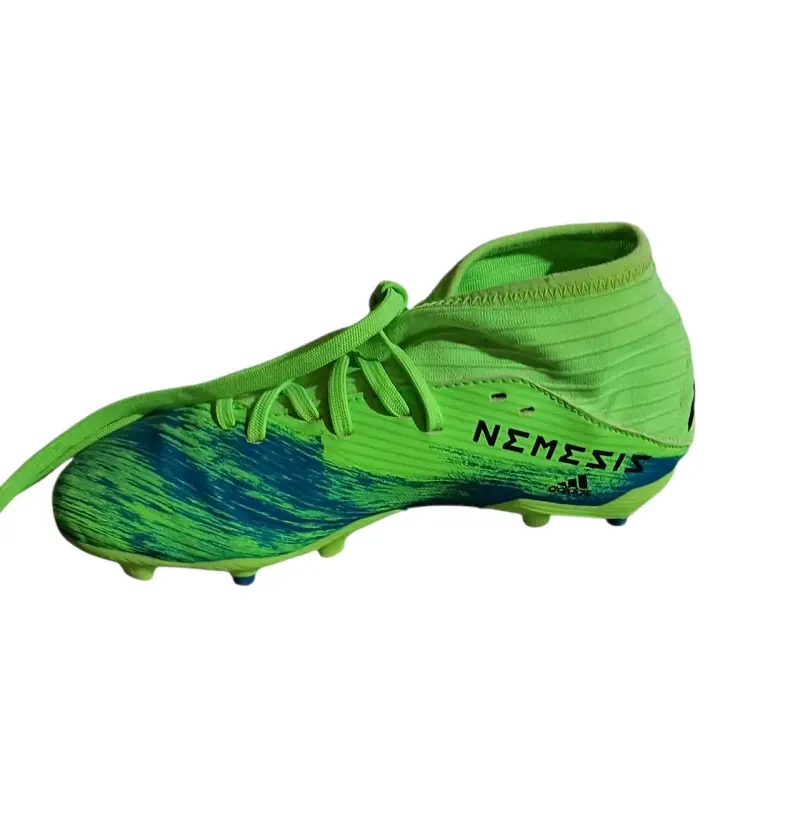 Zapatillas de fútbol verde y azul, niño talla 34. - 3