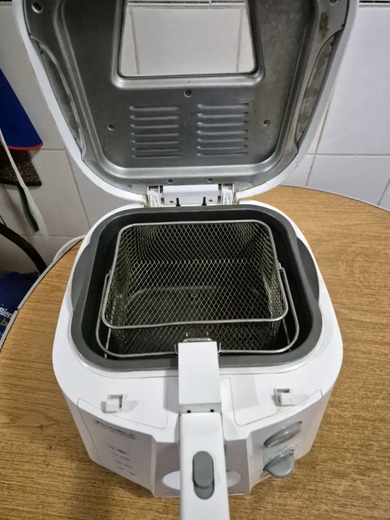 Freidora eléctrica Somela DeepFryer DF5405 - 1