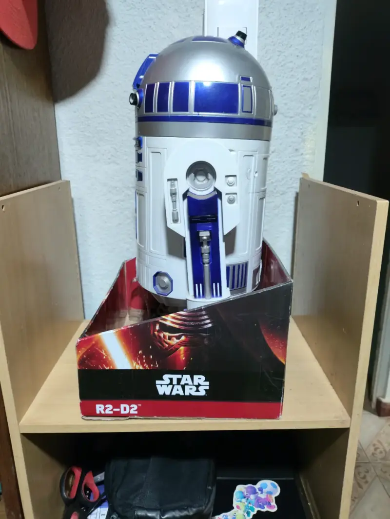 Figura coleccionable R2-D2 Star Wars 45 cm - 2