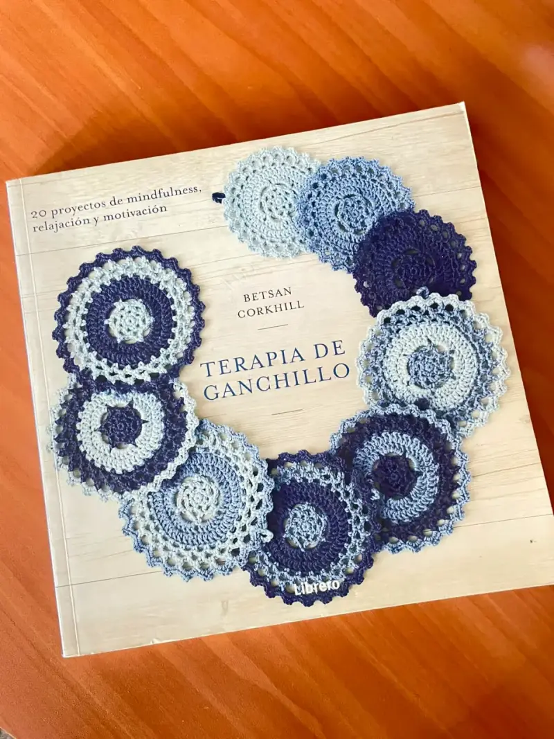 Libro Terapia de Ganchillo de Betsan Corkhill