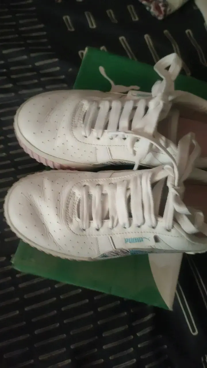 Zapatillas deportivas blancas Puma para mujer - 2