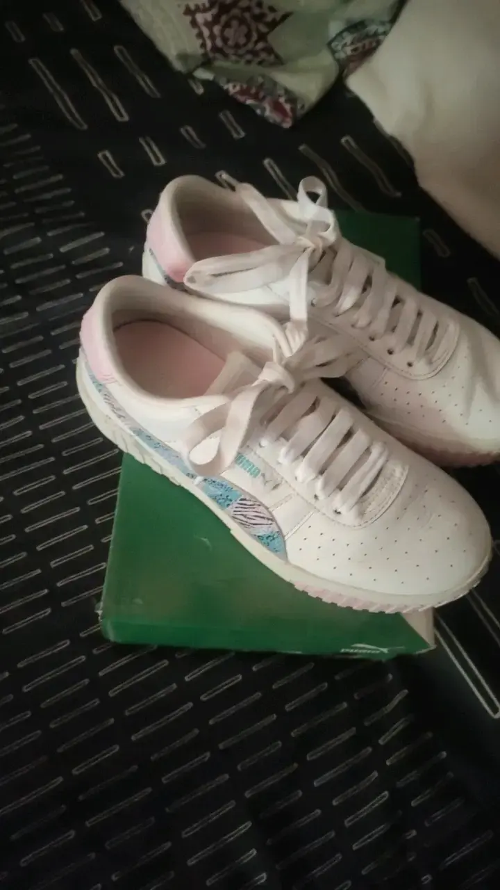 Zapatillas deportivas blancas Puma para mujer - 3