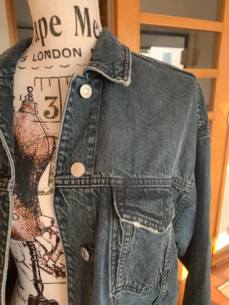 Chaqueta de mezclilla negra para mujer - 2