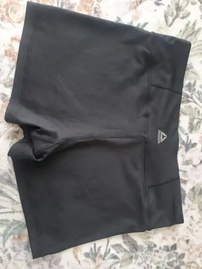 Shorts deportivos negros Reebok Speedwick - miniatura 2