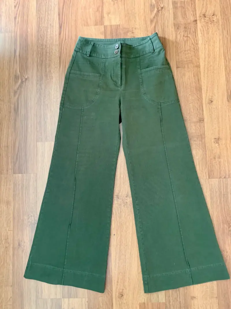 Pantalones verdes de pierna ancha para mujer