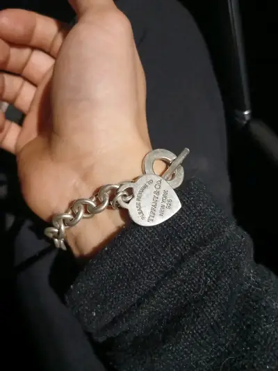 Pulsera de plata Tiffany & Co. con dije de corazón - miniatura 1