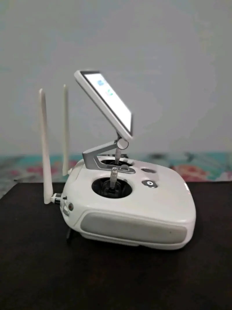 Control remoto DJI Phantom 4 Pro con pantalla - 2