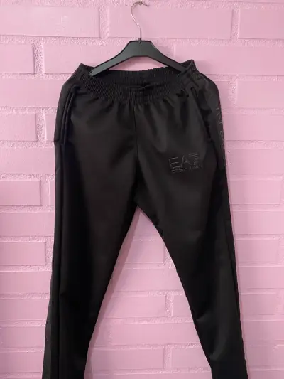 Conjunto deportivo negro EA7 Emporio Armani - miniatura 3