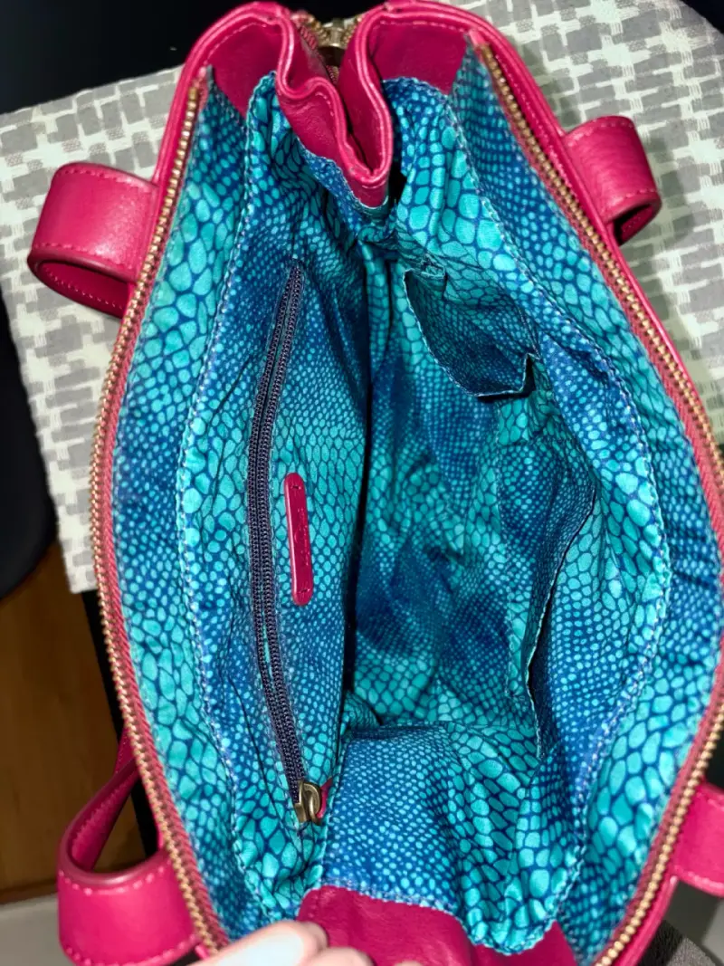 Cartera Kipling de cuero fucsia oscuro con cierre - 6
