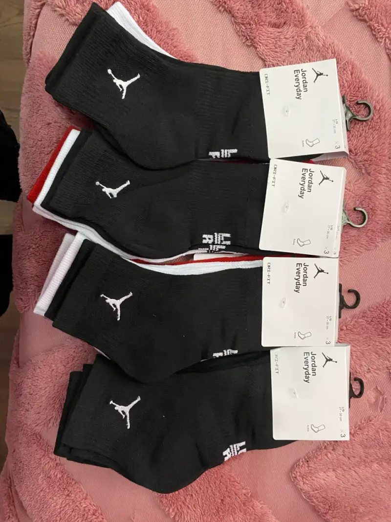 Calcetines deportivos Jordan y Nike pack 3 pares - 1