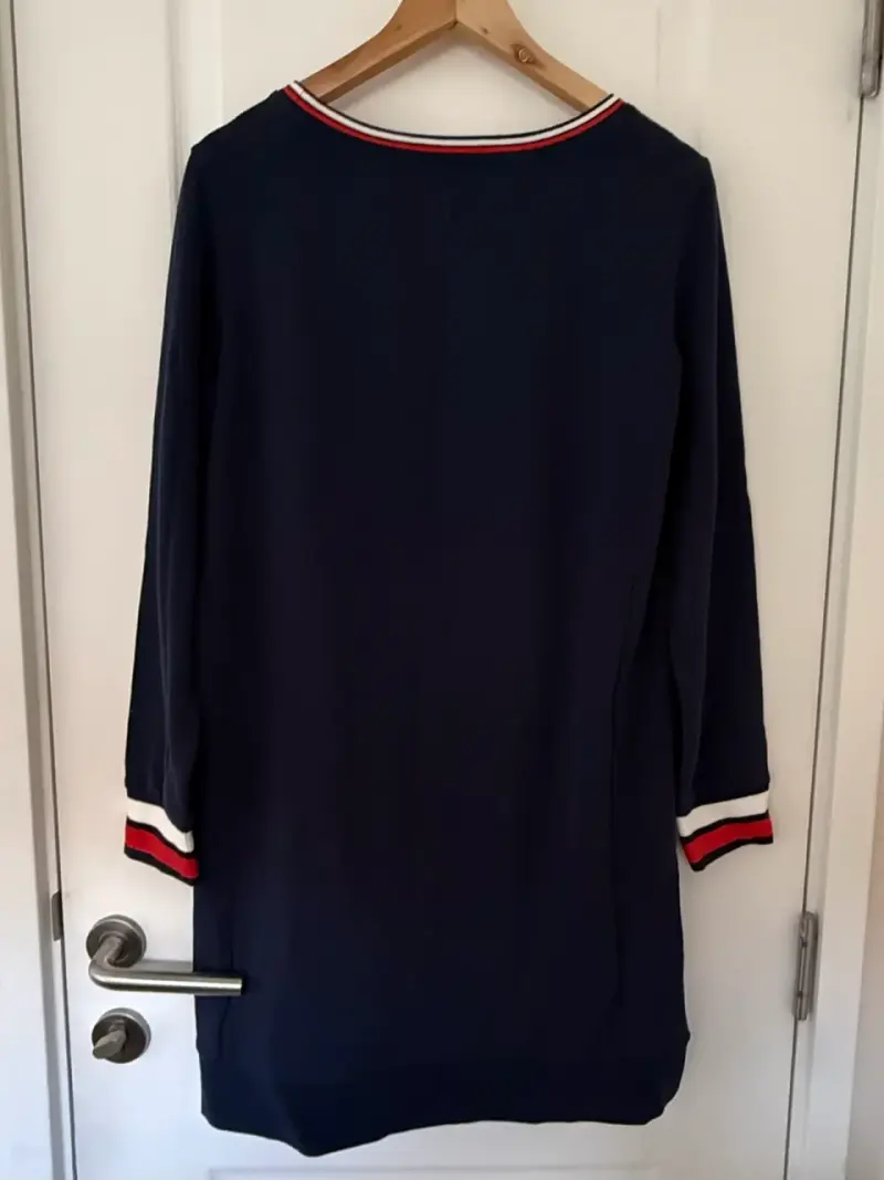 Vestido Tommy Hilfiger azul con detalles rojos - 2