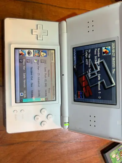 Consola Nintendo DS Lite Blanca en Buen Estado - miniatura 1
