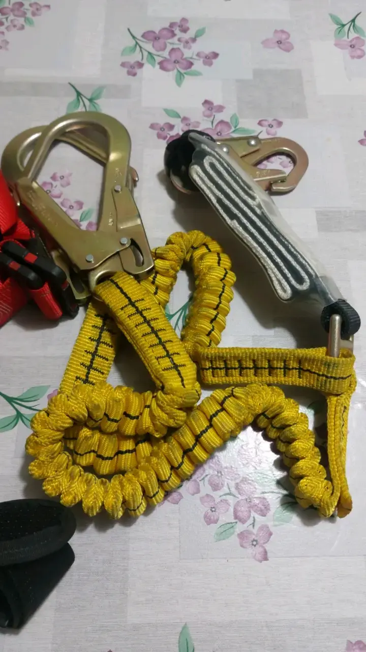 Arnés de seguridad Equiseg con cuerda elástica - 4