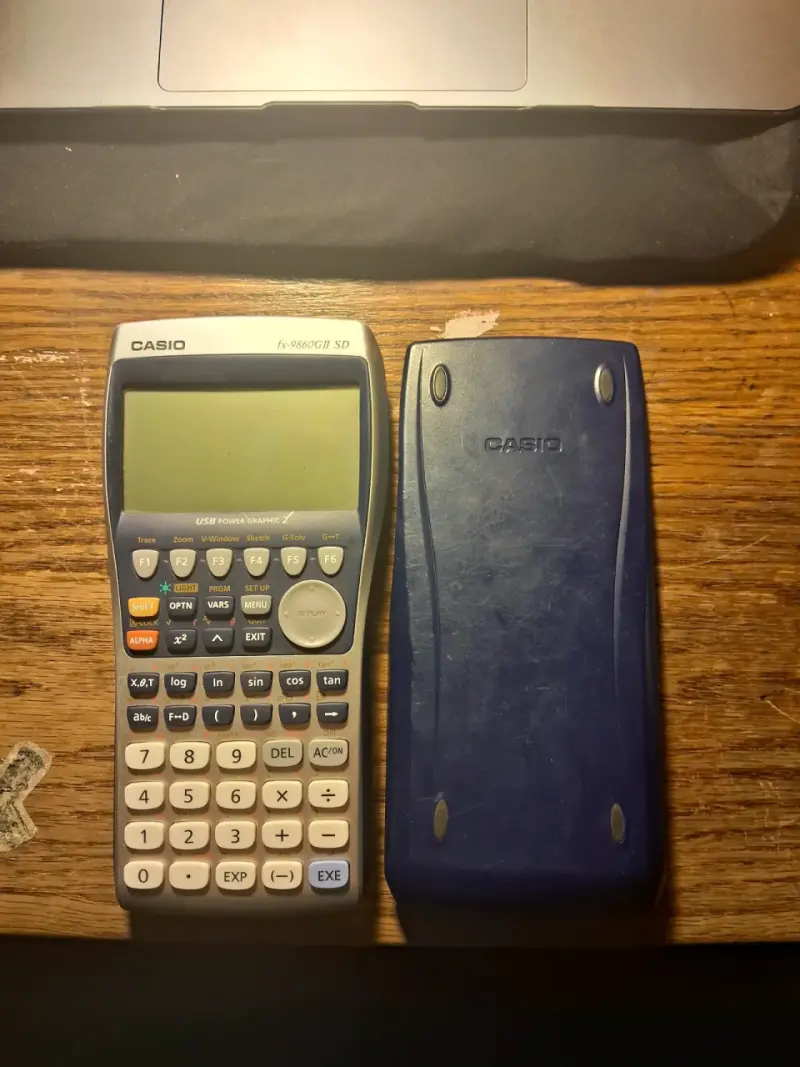 Calculadora gráfica Casio fx-9860GII SD con tapa - 3