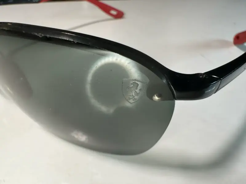 Ray-Ban edición Ferrari como NUEVOS - 2
