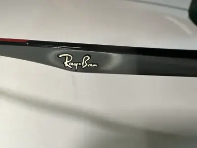 Ray-Ban edición Ferrari como NUEVOS - miniatura 6