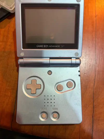 Consola portátil Nintendo Game Boy Advance SP plateada - miniatura 3