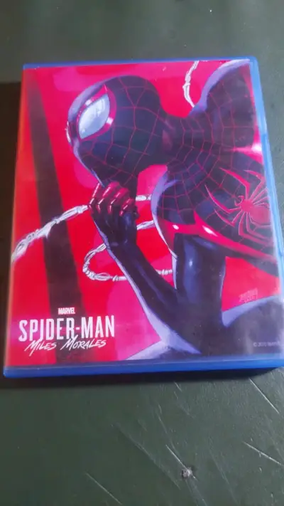 Juego PS4 Spider-Man Miles Morales - miniatura 1