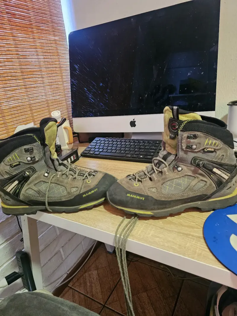 Botas de montaña Mammut impermeables
